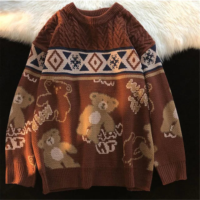 Vivienne | Cozy Women's Sweater with Playful Bear Design